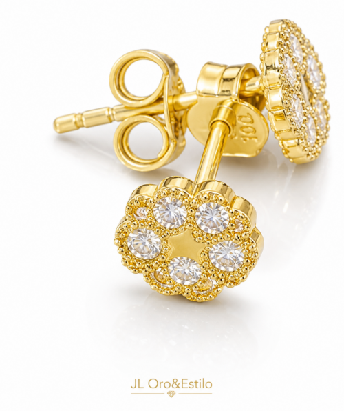 Aretes Pequeños Ajustados en Forma de Flor 14K