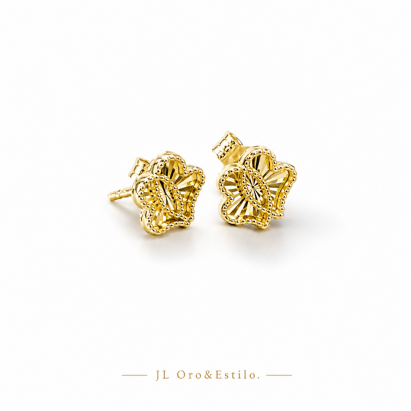 Aretes Ajustados 14K con forma de mariposa