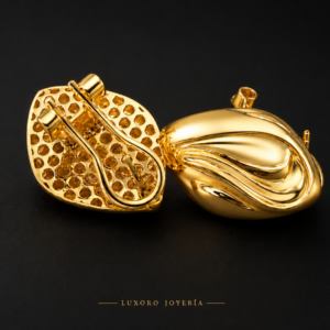 Aretes Omega en 10K